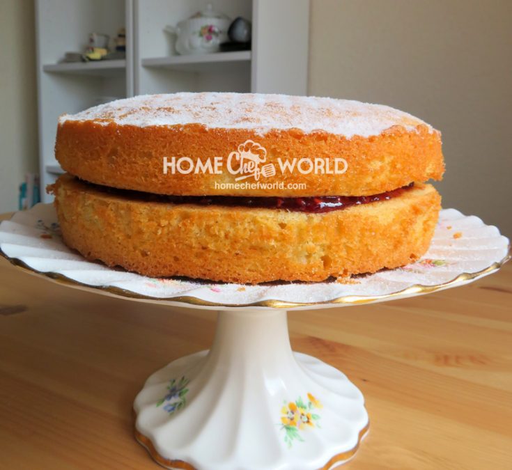 Victoria Sandwich Cake cover presentation