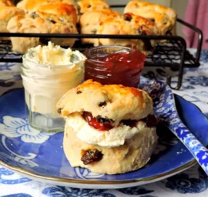 classic english scones